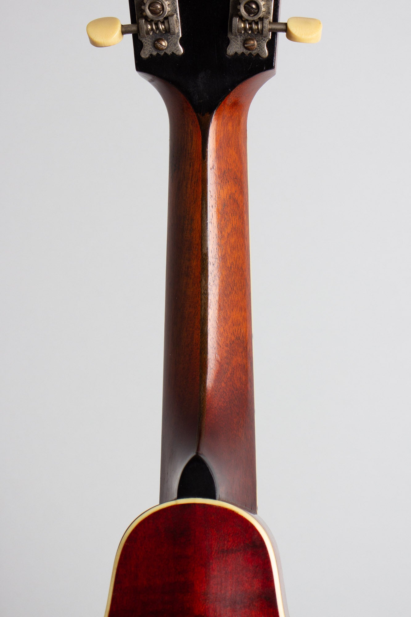 Gibson Style A-3 Carved Top Mandolin (1919)