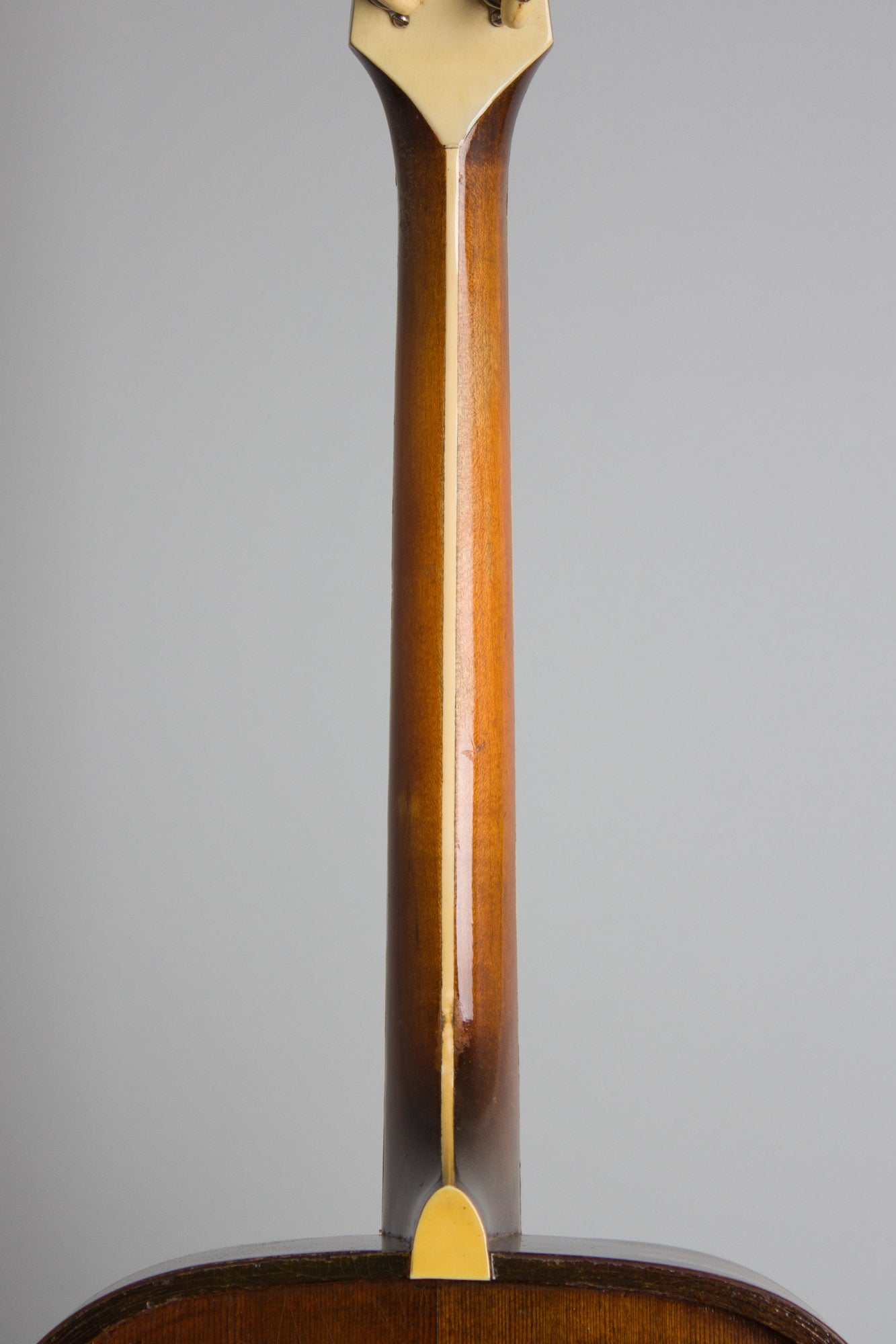 Vivi-Tone Electric Tenor Guitar (1933)