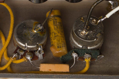 Fender Princeton Small Combo Tube Amplifier (1950)