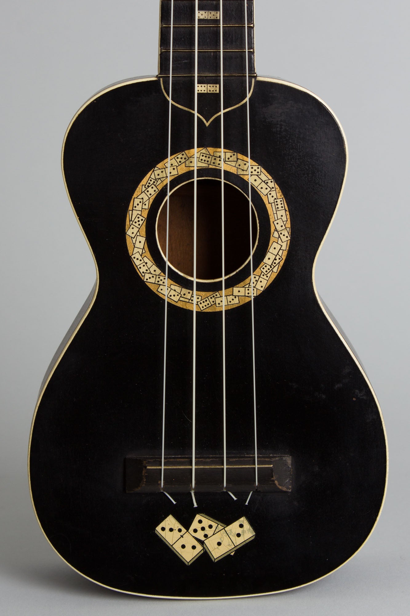 J.R. Stewart & Co. Le Domino Soprano Ukulele (1926)