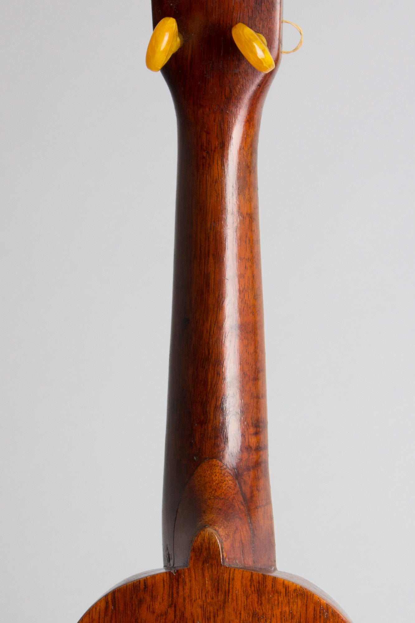 Leonardo Nunes 6 string Soprano Ukulele (1920)