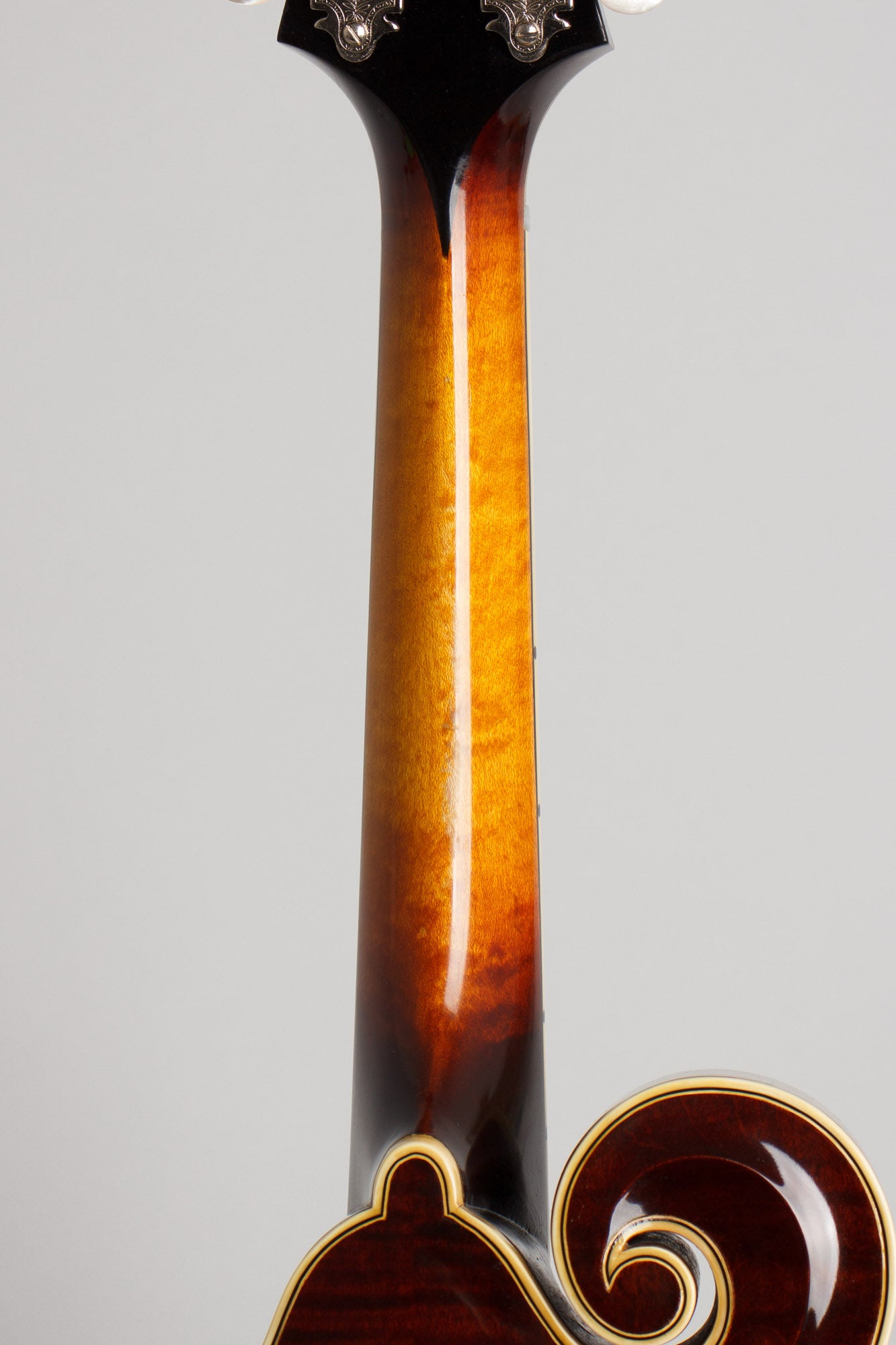 Gilchrist Model 5 Carved Top Mandolin (2000)