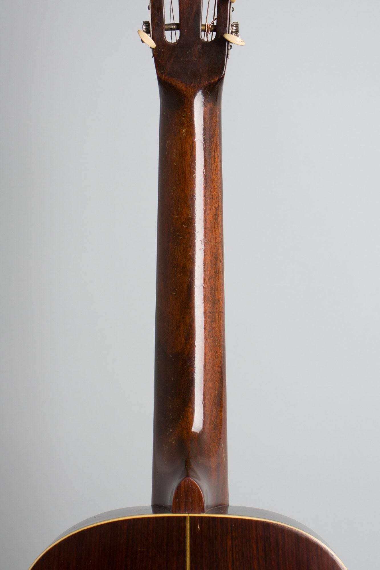 Washburn Model 5237 Aristocrat Flat Top Acoustic Guitar (1930)