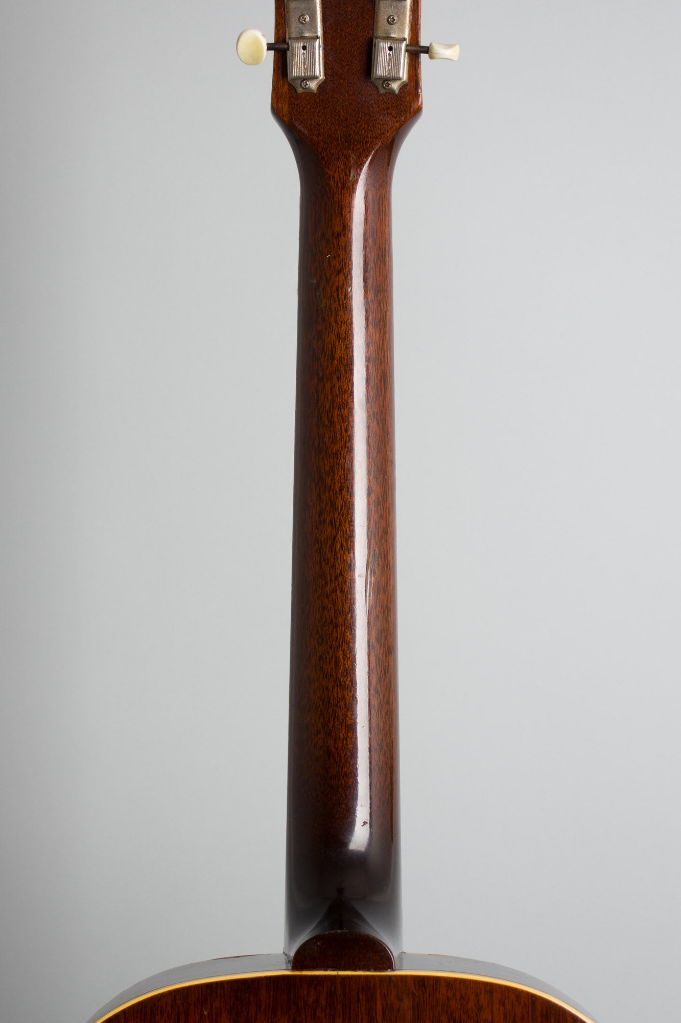 Gibson LG-1 Flat Top Acoustic Guitar (1958)