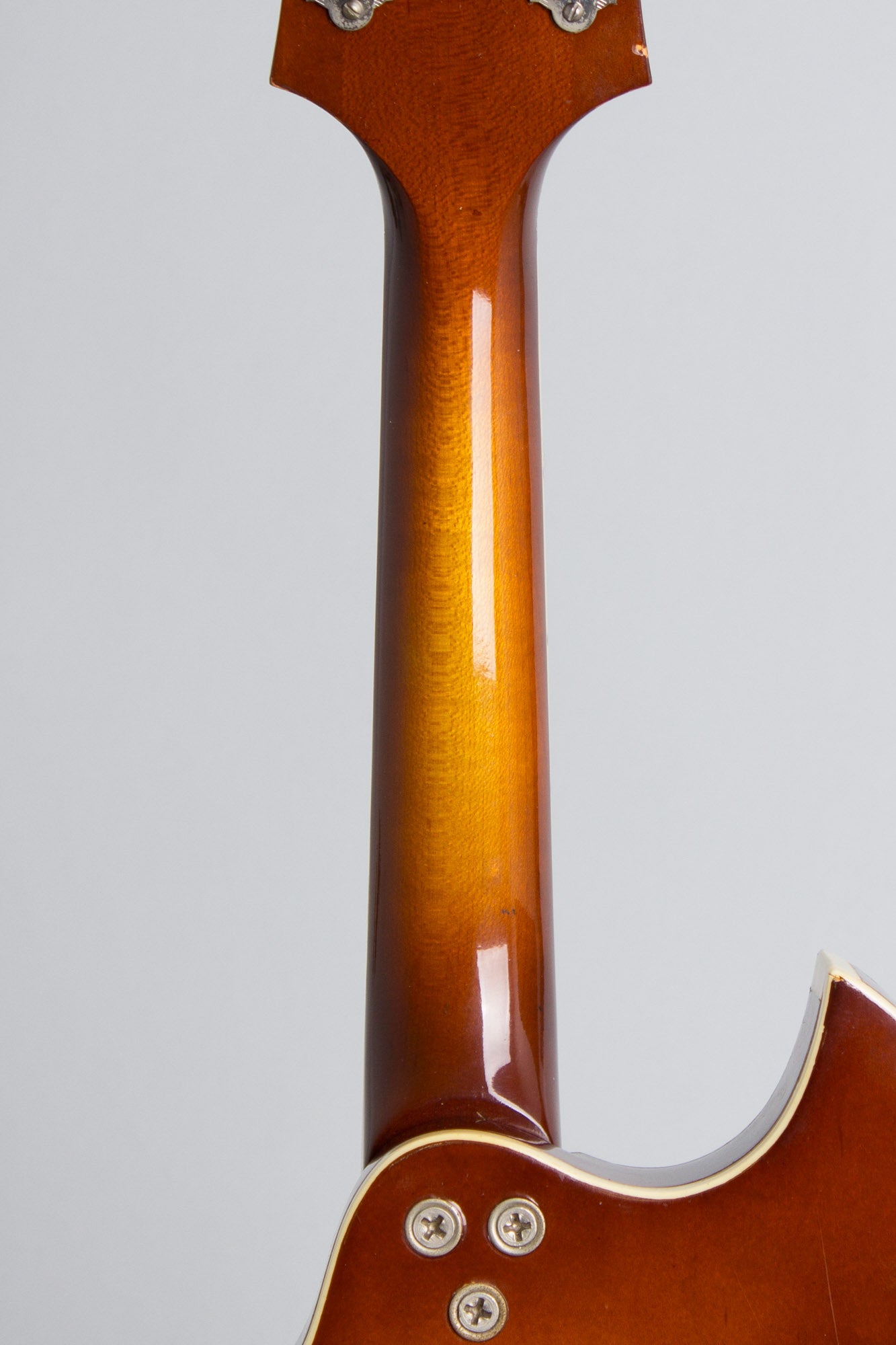 Harmony H-835 Hollow Body Electric Mandolin (1972)