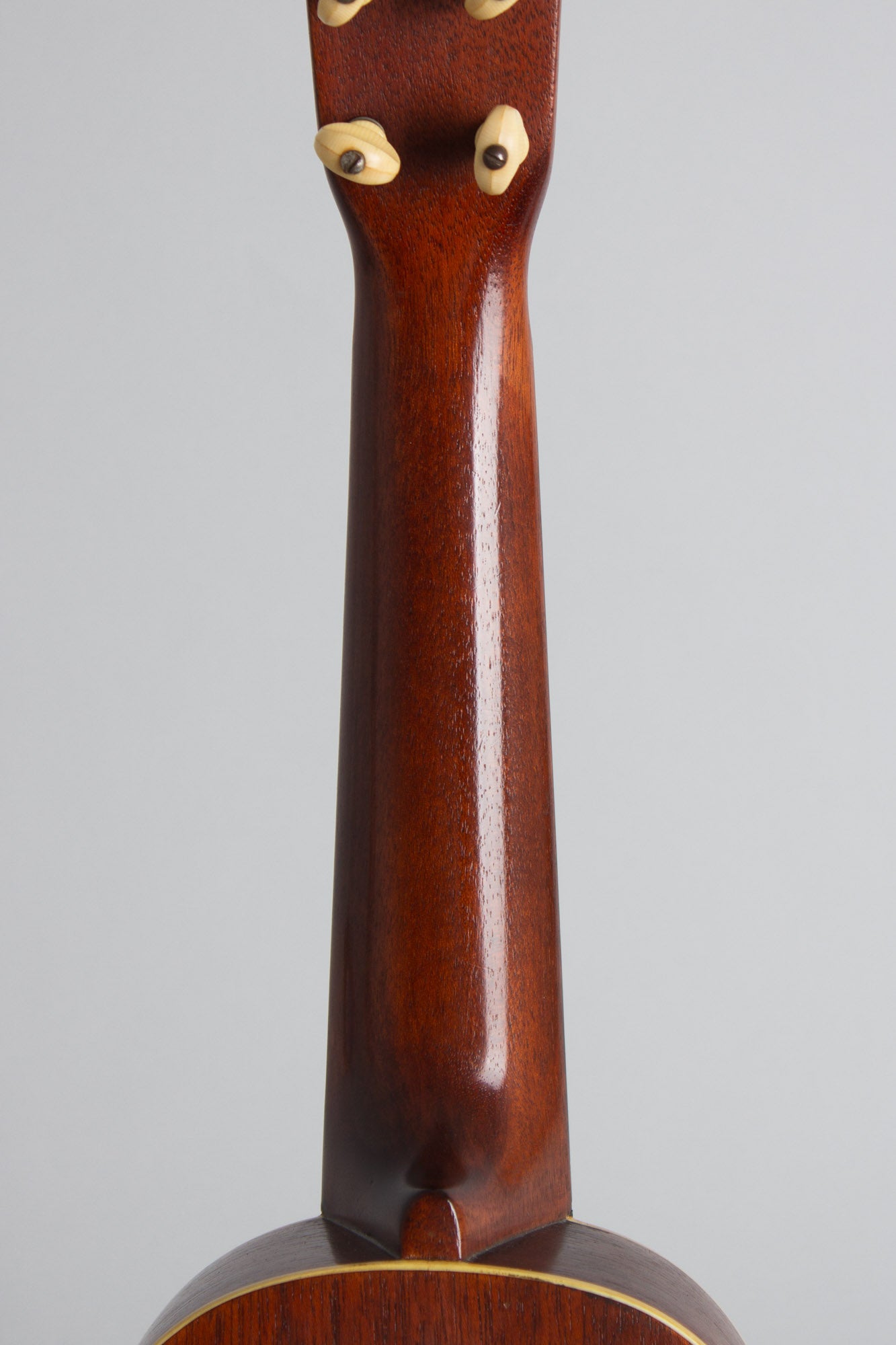 C. F. Martin Style 2M Taropatch (1927)