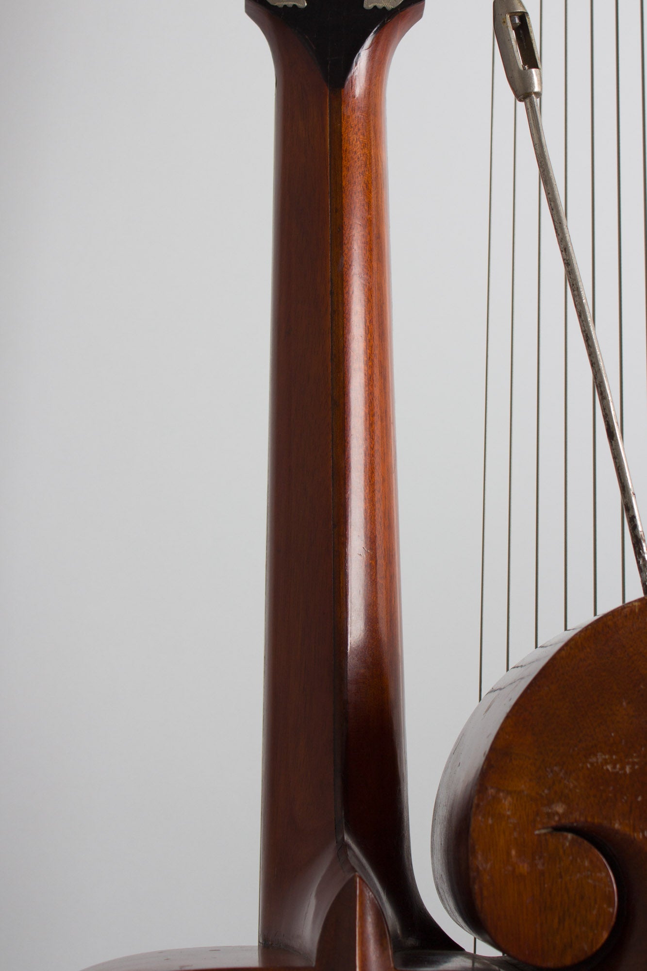 Gibson Style U Harp Guitar (1908)
