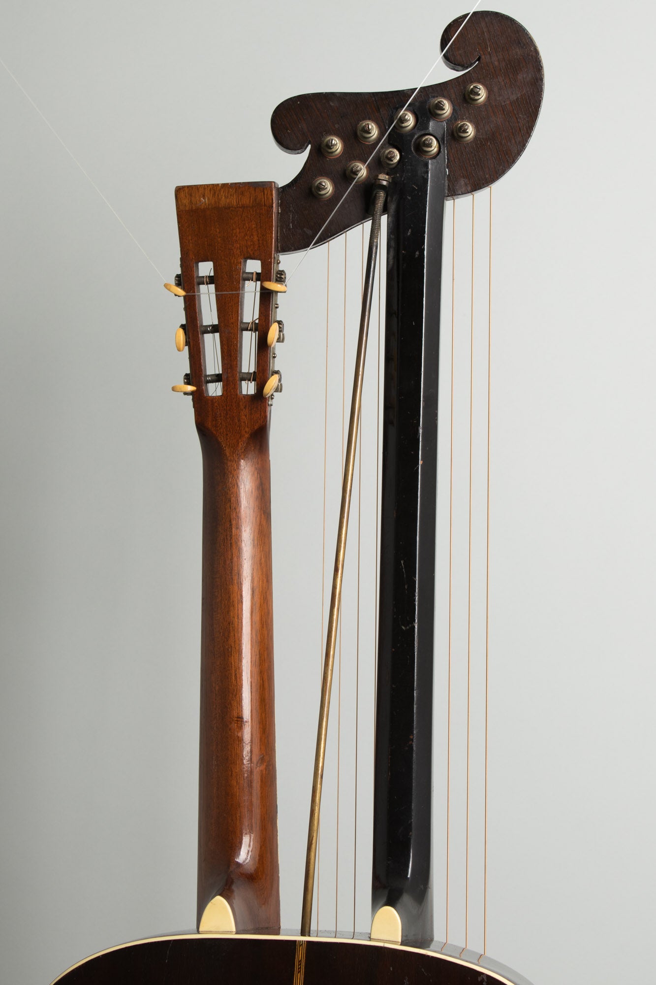 Larson Brothers Stahl 10 Sub-Bass Harp Guitar (1912)