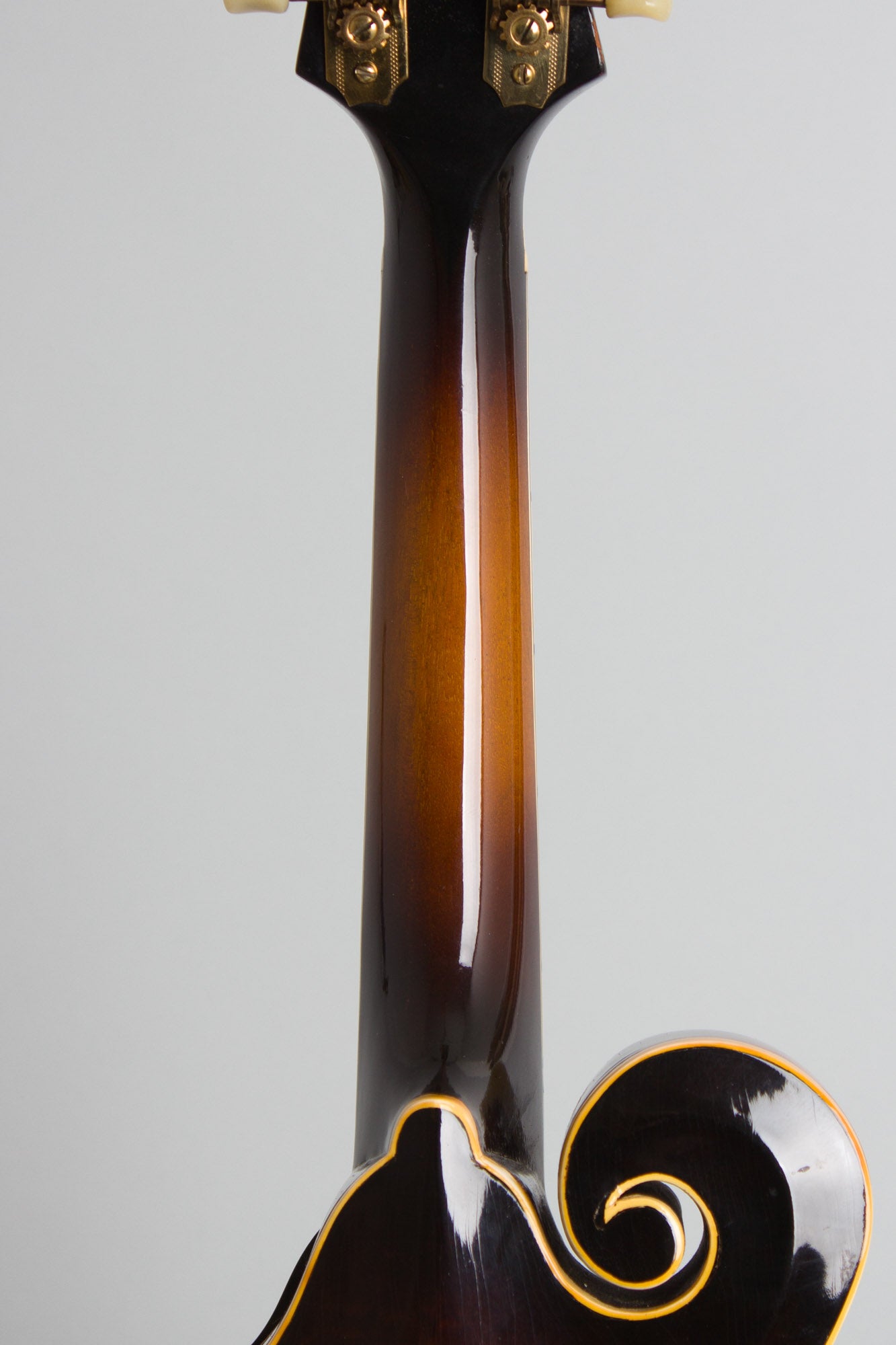 Gibson F-5 Carved Top Mandolin (1951)
