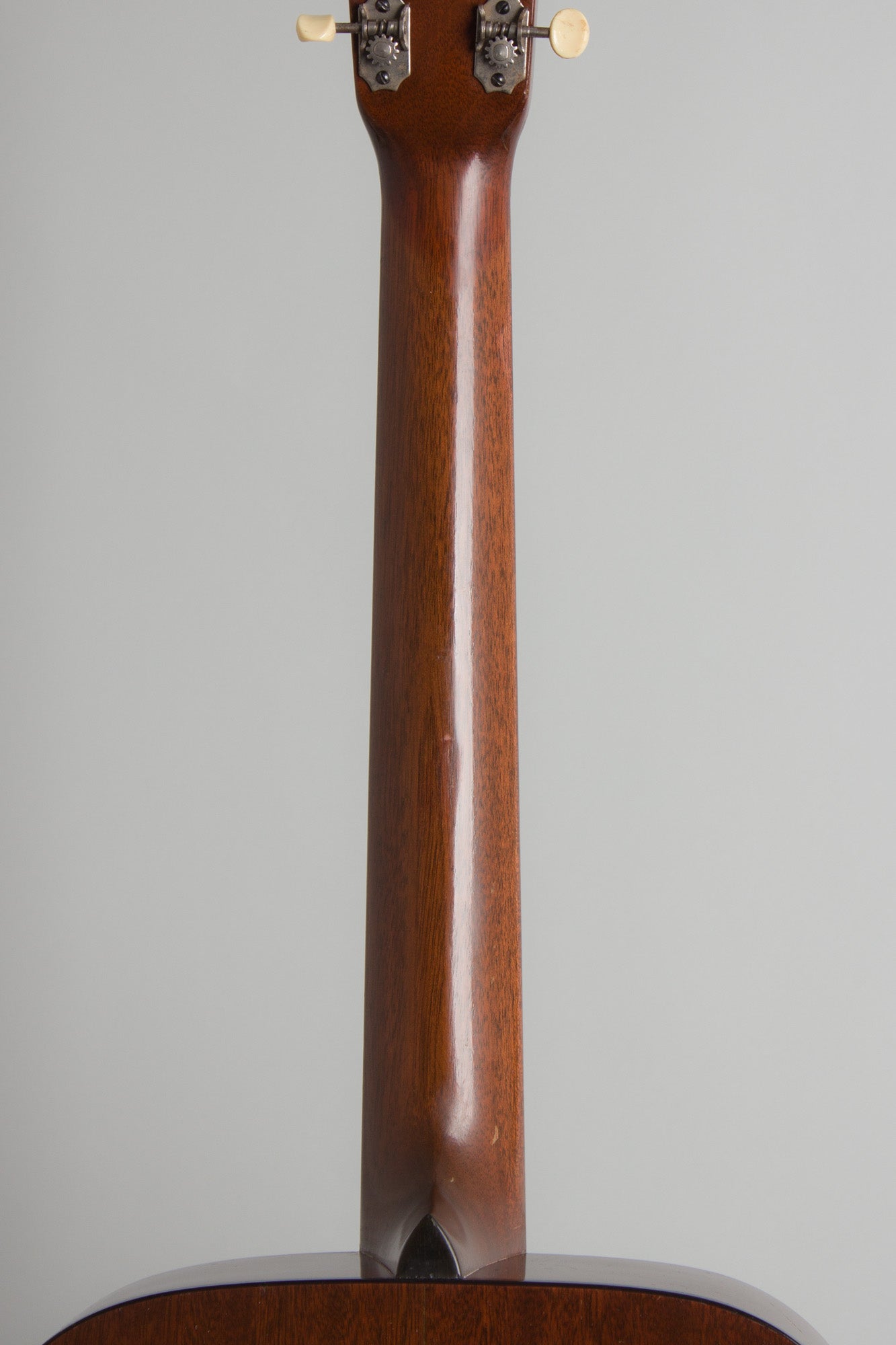 C. F. Martin 000-18 Flat Top Acoustic Guitar (1943)