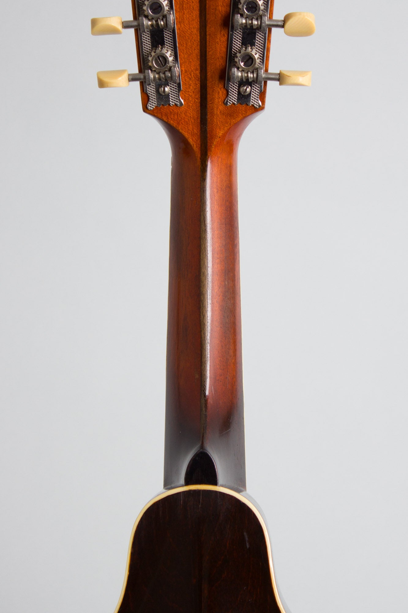 Gibson A-2 Carved Top Mandolin (1922)