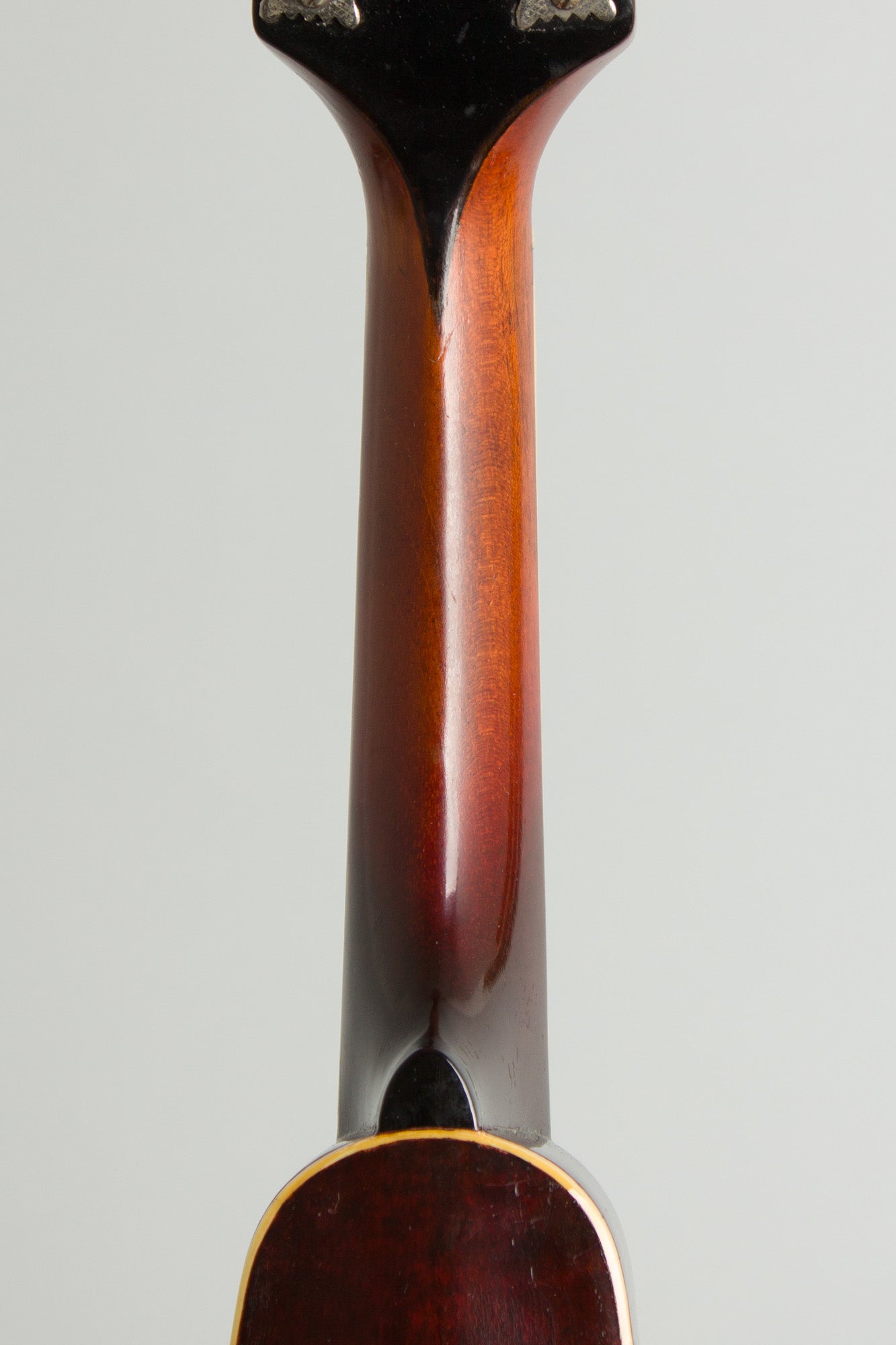 Gibson Model A-4 Snakehead Carved Top Mandolin (1923)