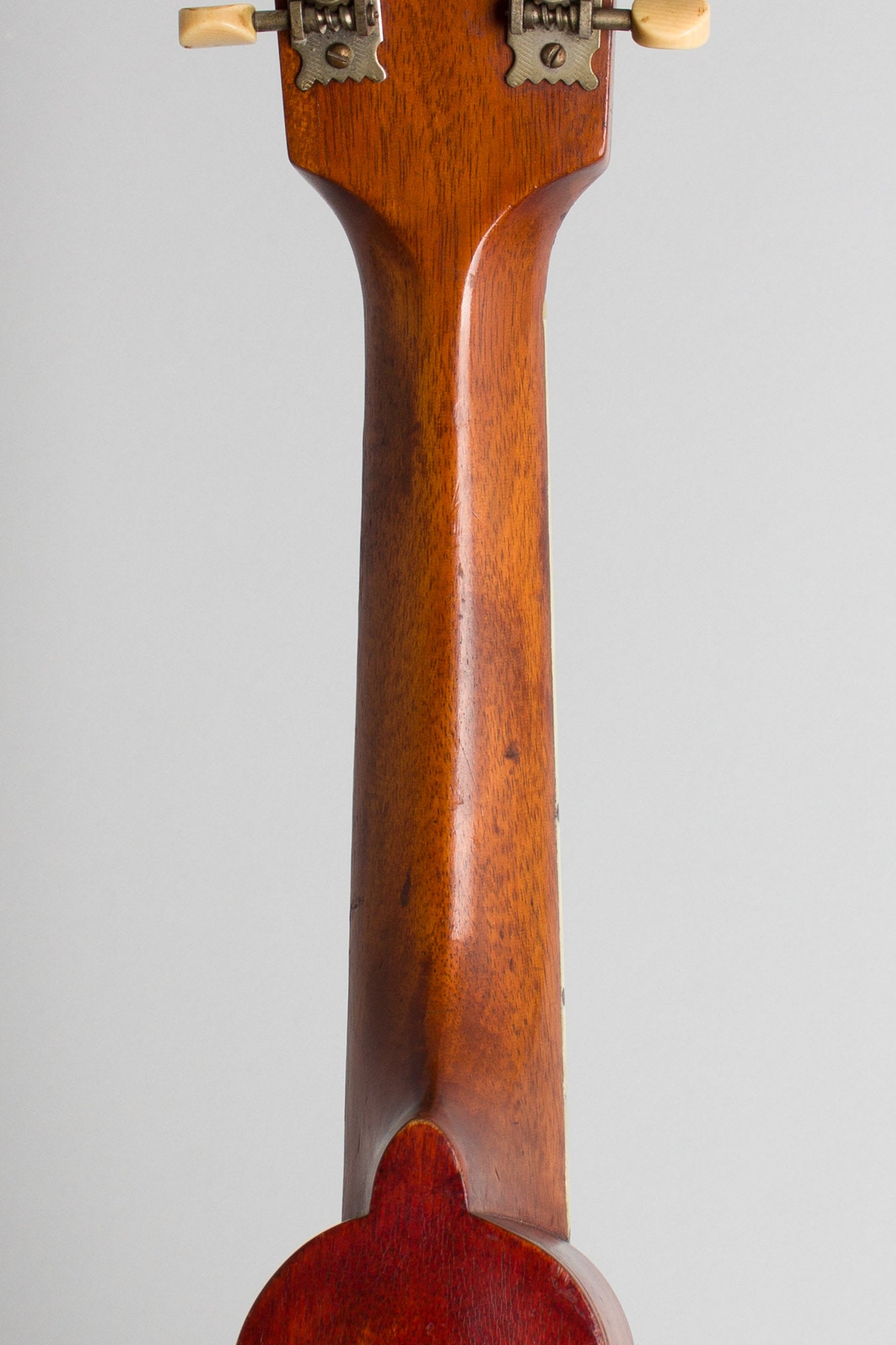 Gibson Style H-1 Carved Top Mandola (1913)