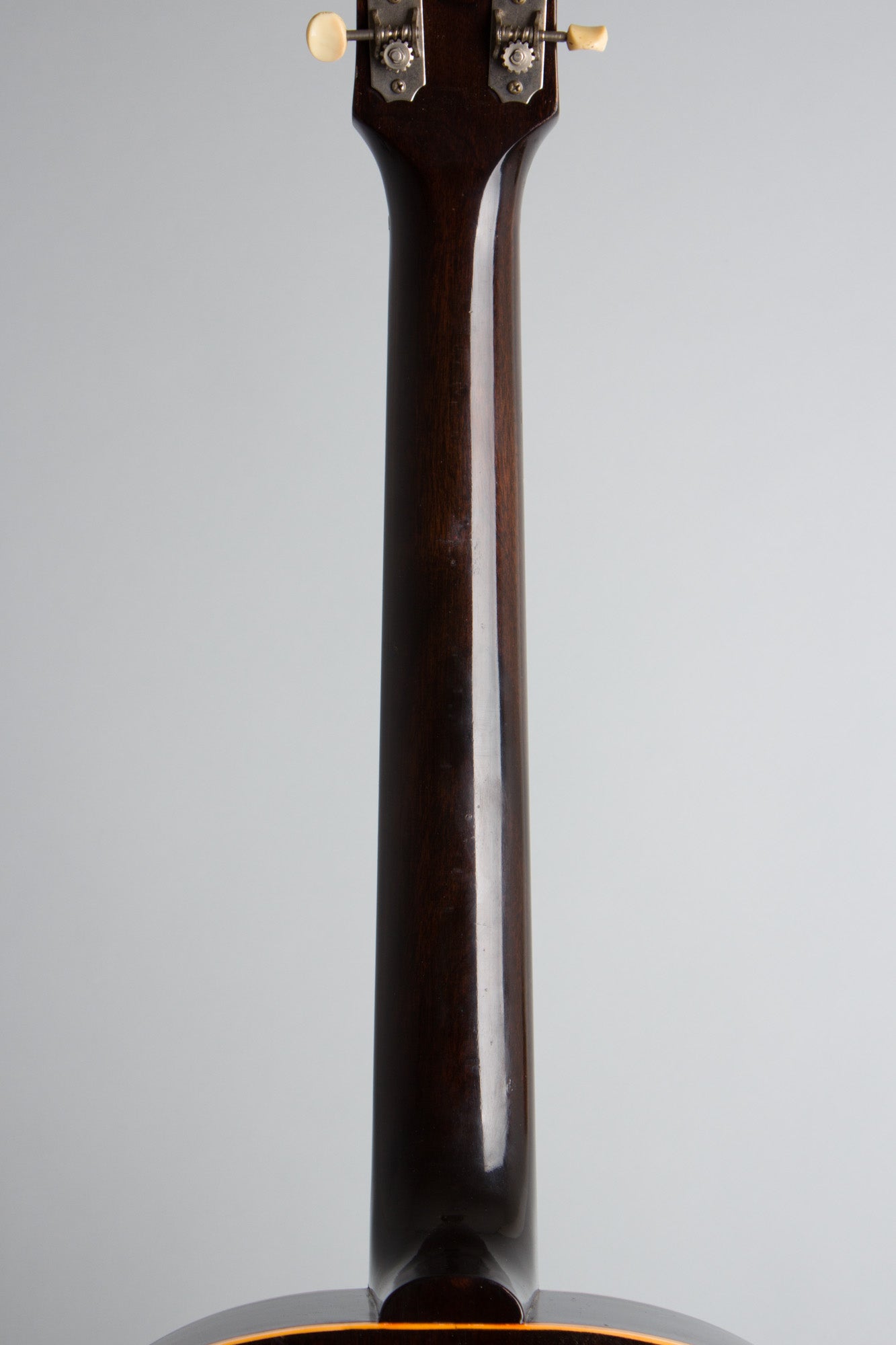 Gibson LG-2 Flat Top Acoustic Guitar (1948)