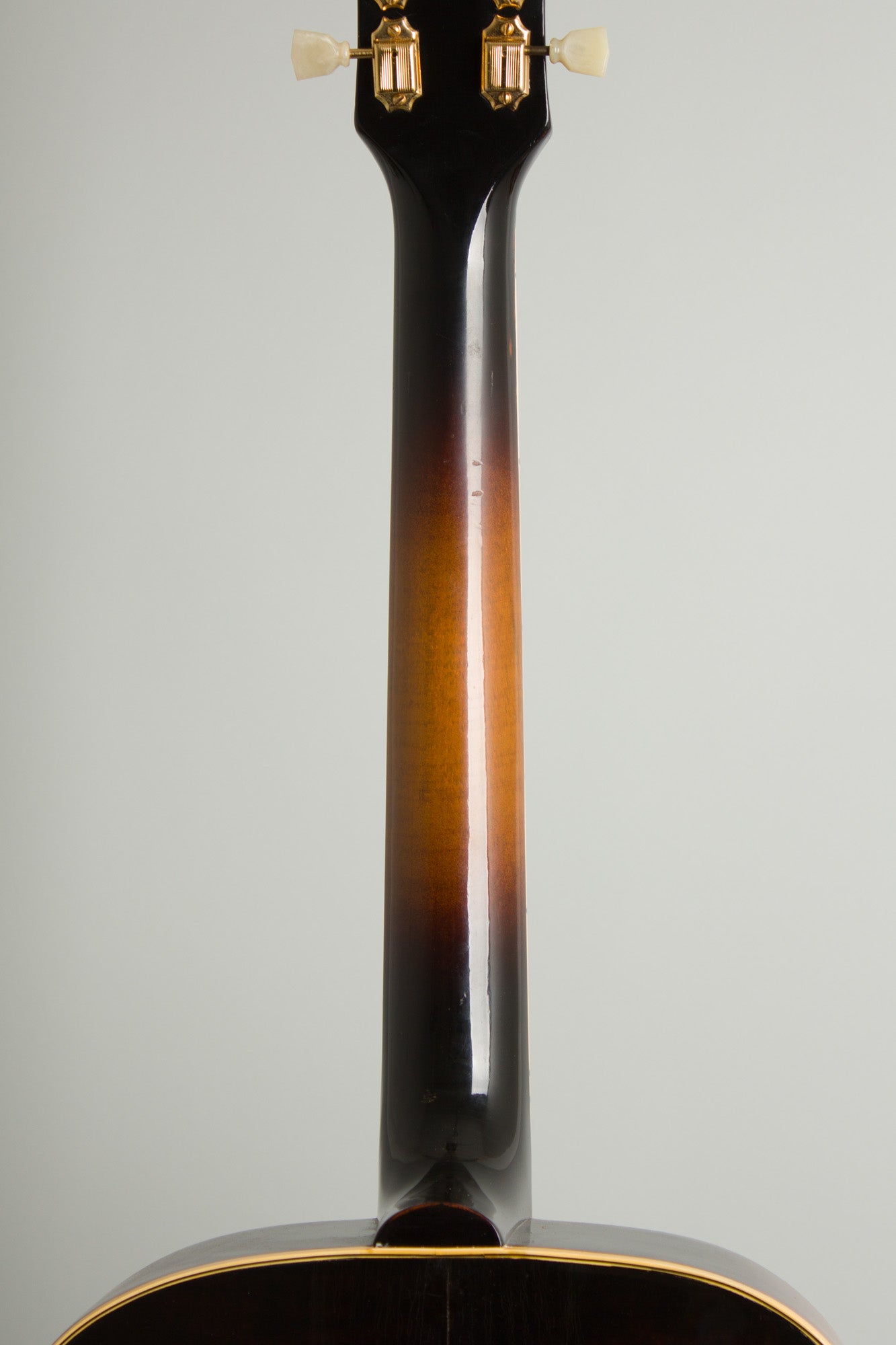 Gibson J-185 Flat Top Acoustic Guitar (1953)