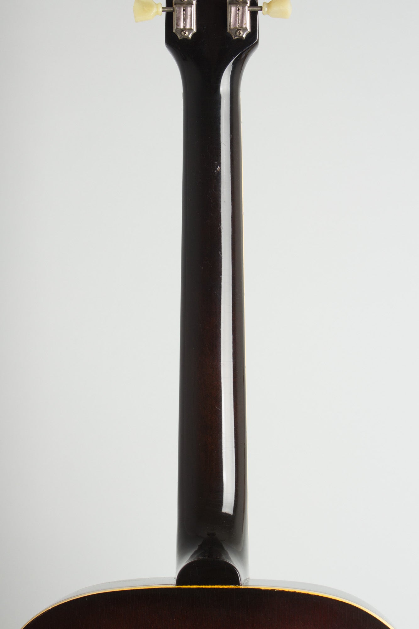 Gibson L-4 Arch Top Acoustic Guitar (1948)