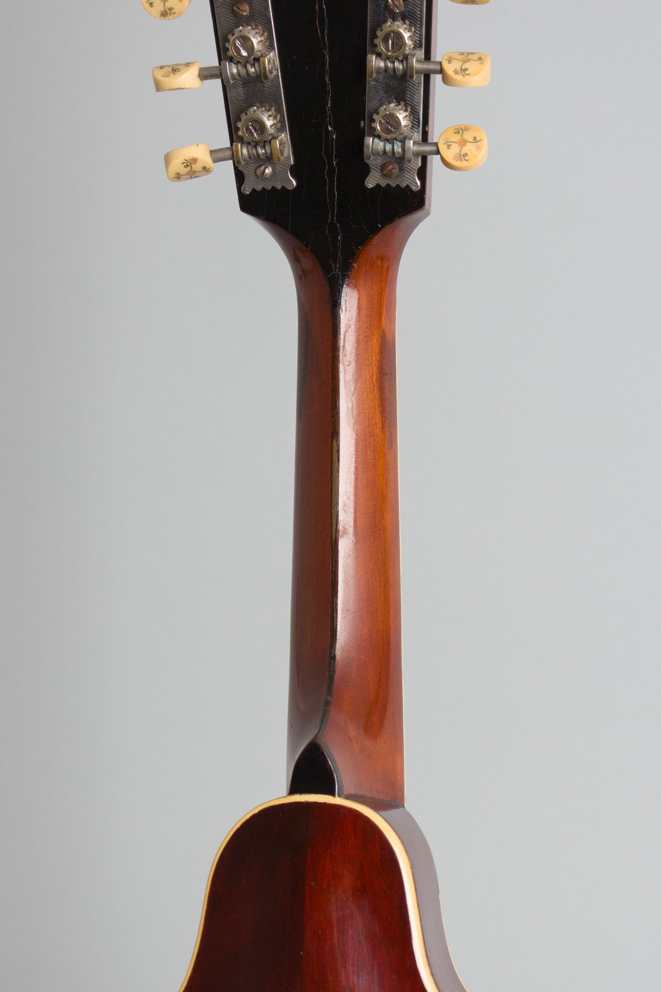 Gibson A-4 Carved Top Mandolin (1909)