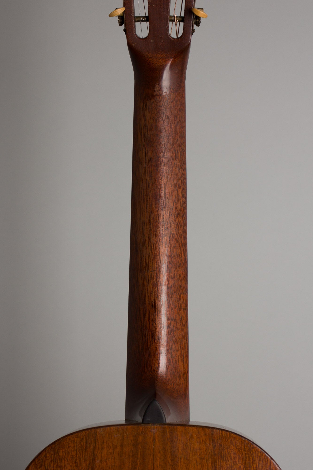 C. F. Martin 0-18 Flat Top Acoustic Guitar (1932)