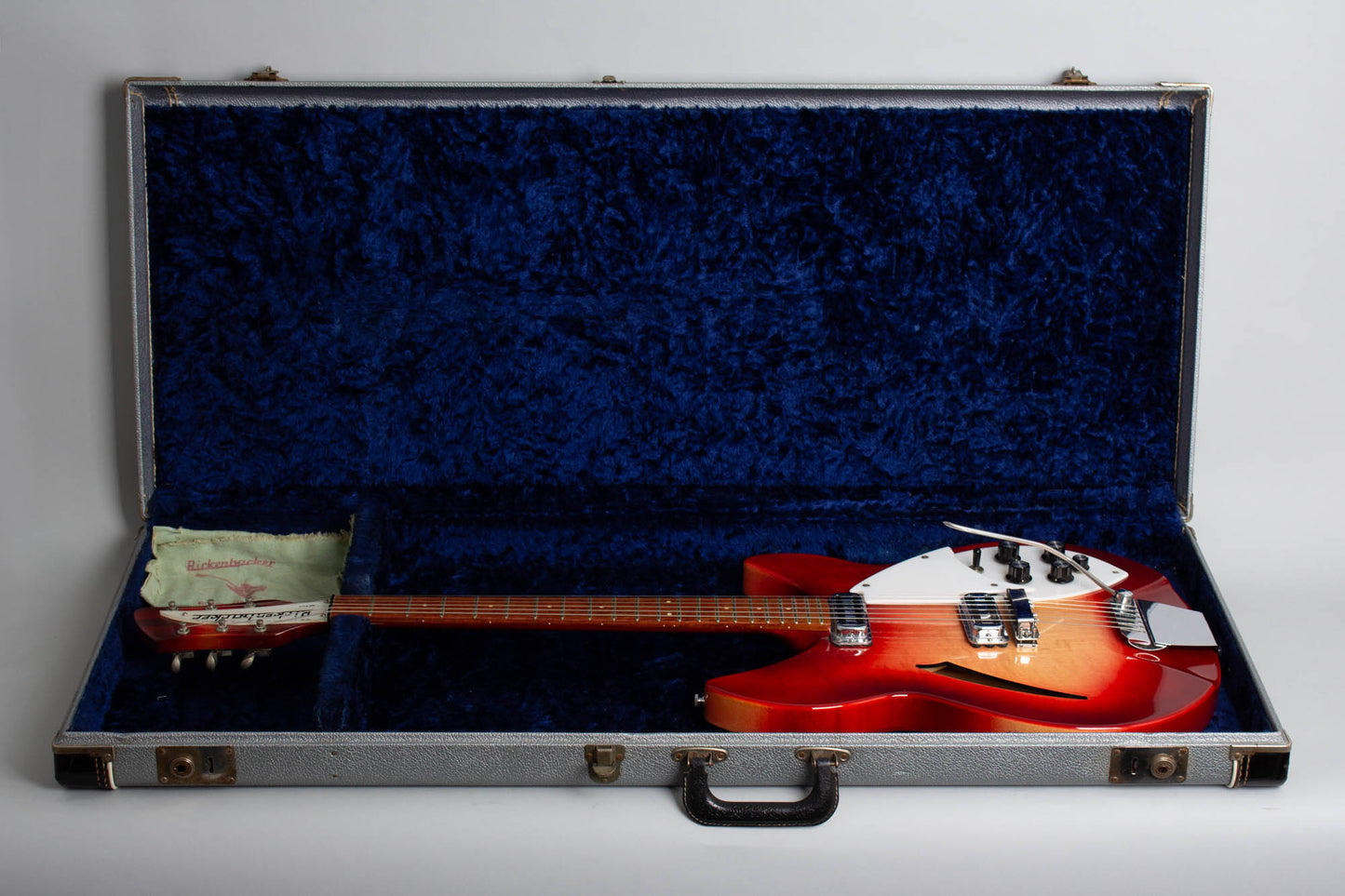 Rickenbacker Model 335 Semi-Hollow Body Electric Guitar (1966)