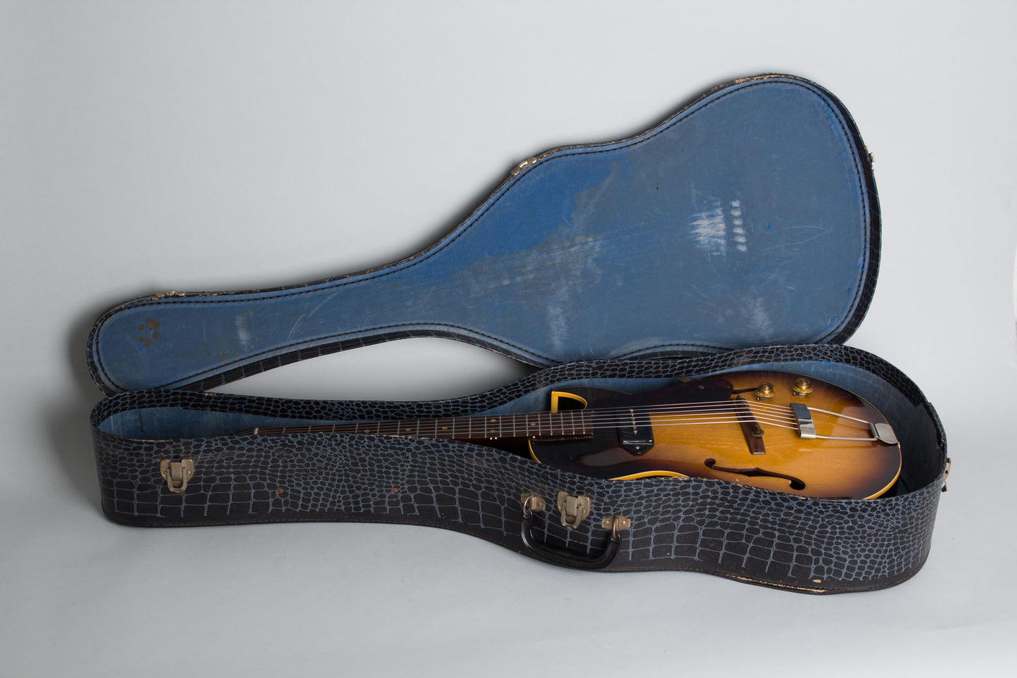 Gibson ES-140 Arch Top Hollow Body Electric Guitar (1955)