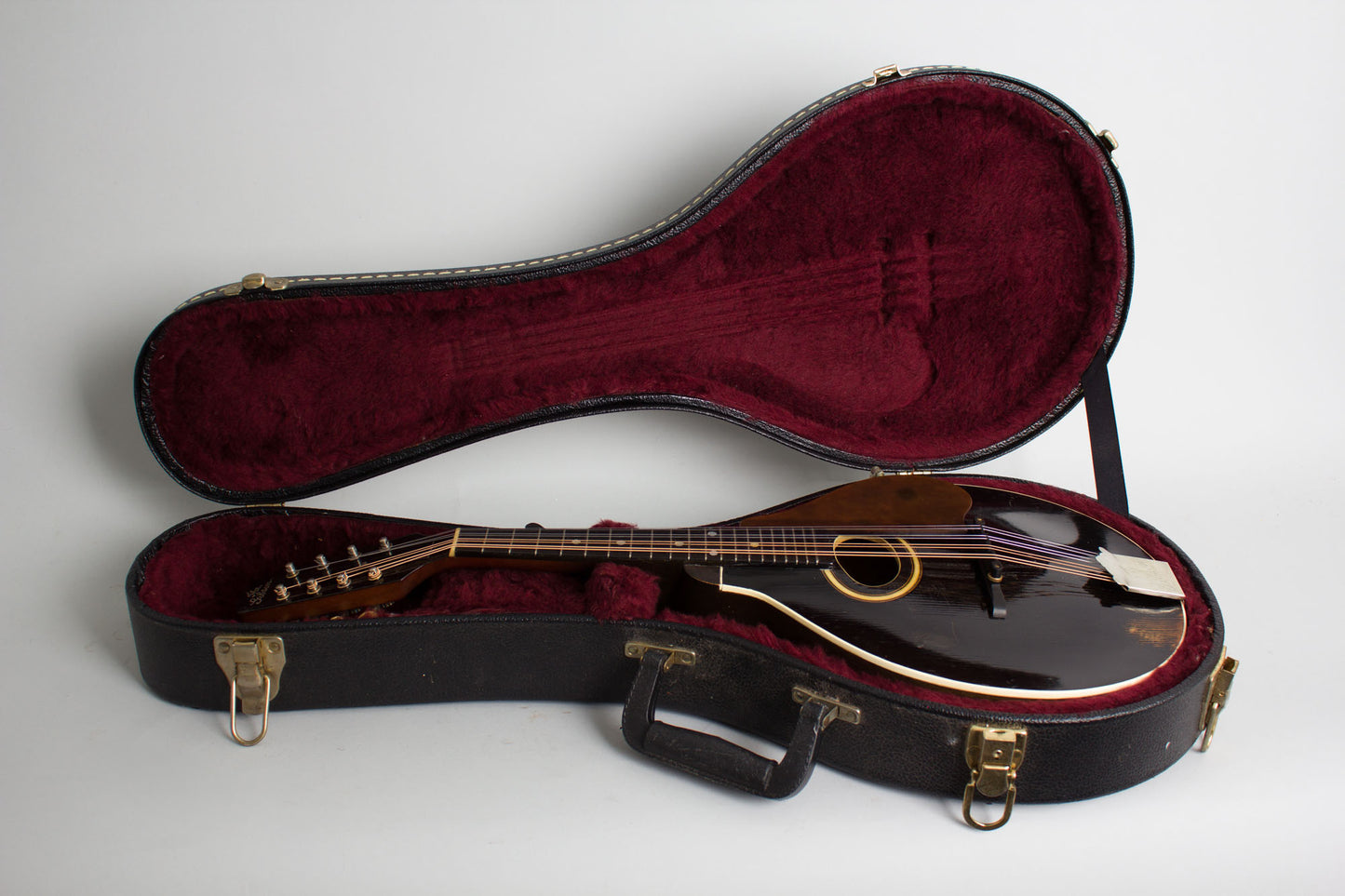 Gibson Style A Snakehead Carved Top Mandolin (1927)