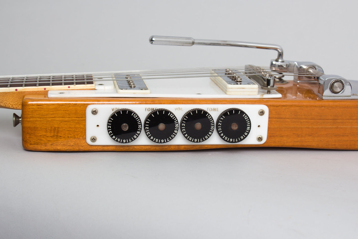 La Baye 2X4 Six Solid Body Electric Guitar (1967)