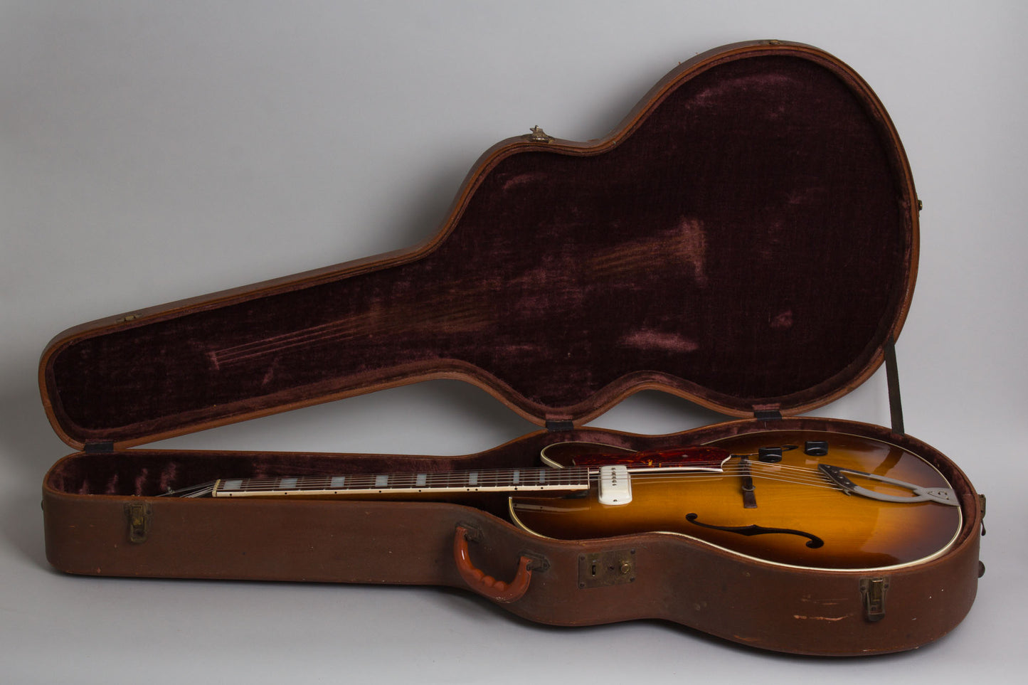 Guild X-150 Arch Top Hollow Body Electric Guitar (1957)