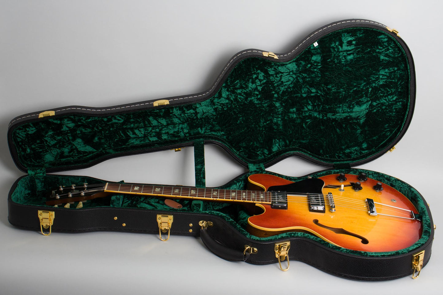 Gibson ES-335TD Semi-Hollow Body Electric Guitar (1972)