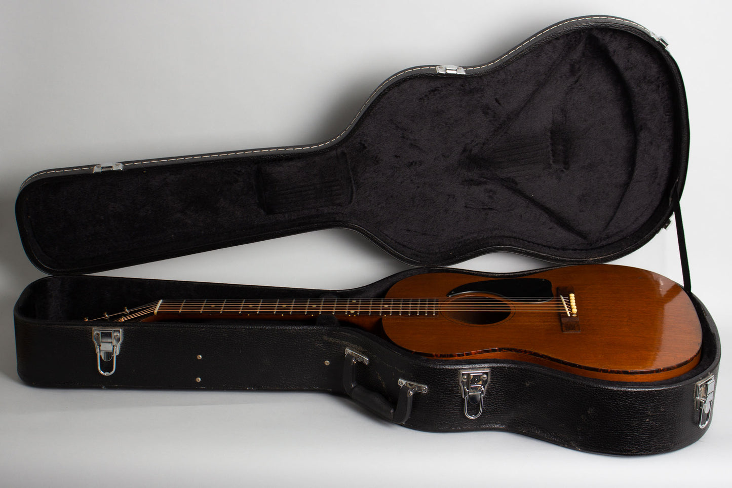 Gibson LG-0 Flat Top Acoustic Guitar (1962)