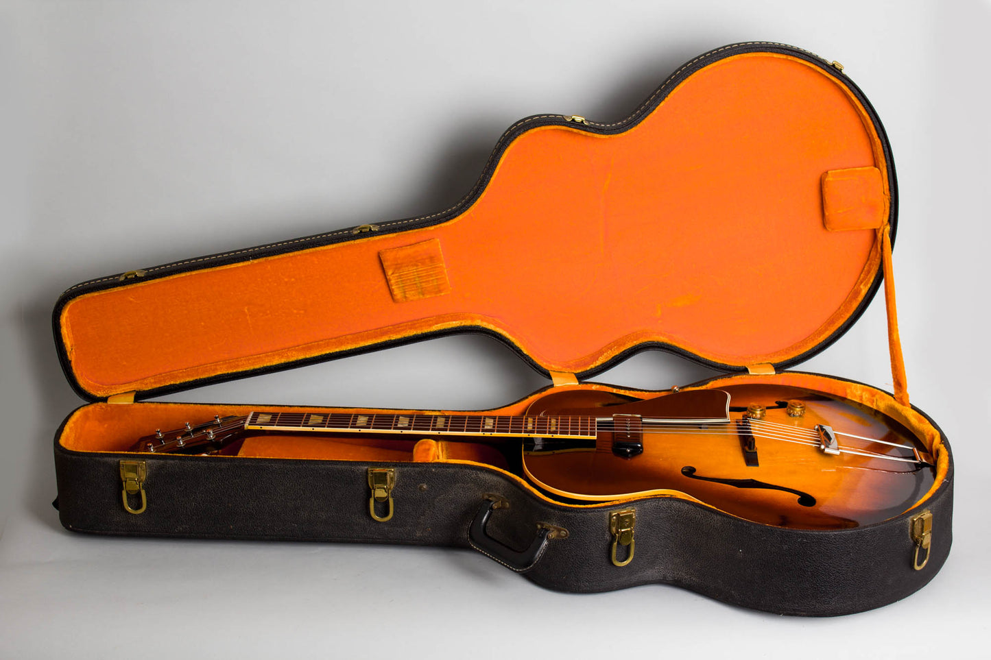 Gibson ES-150 Arch Top Hollow Body Electric Guitar (1954)