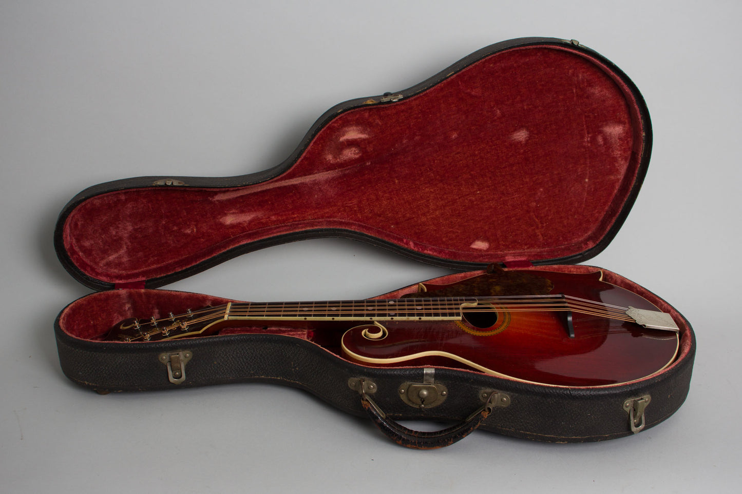 Gibson H-4 Carved Top Mandola (1916)