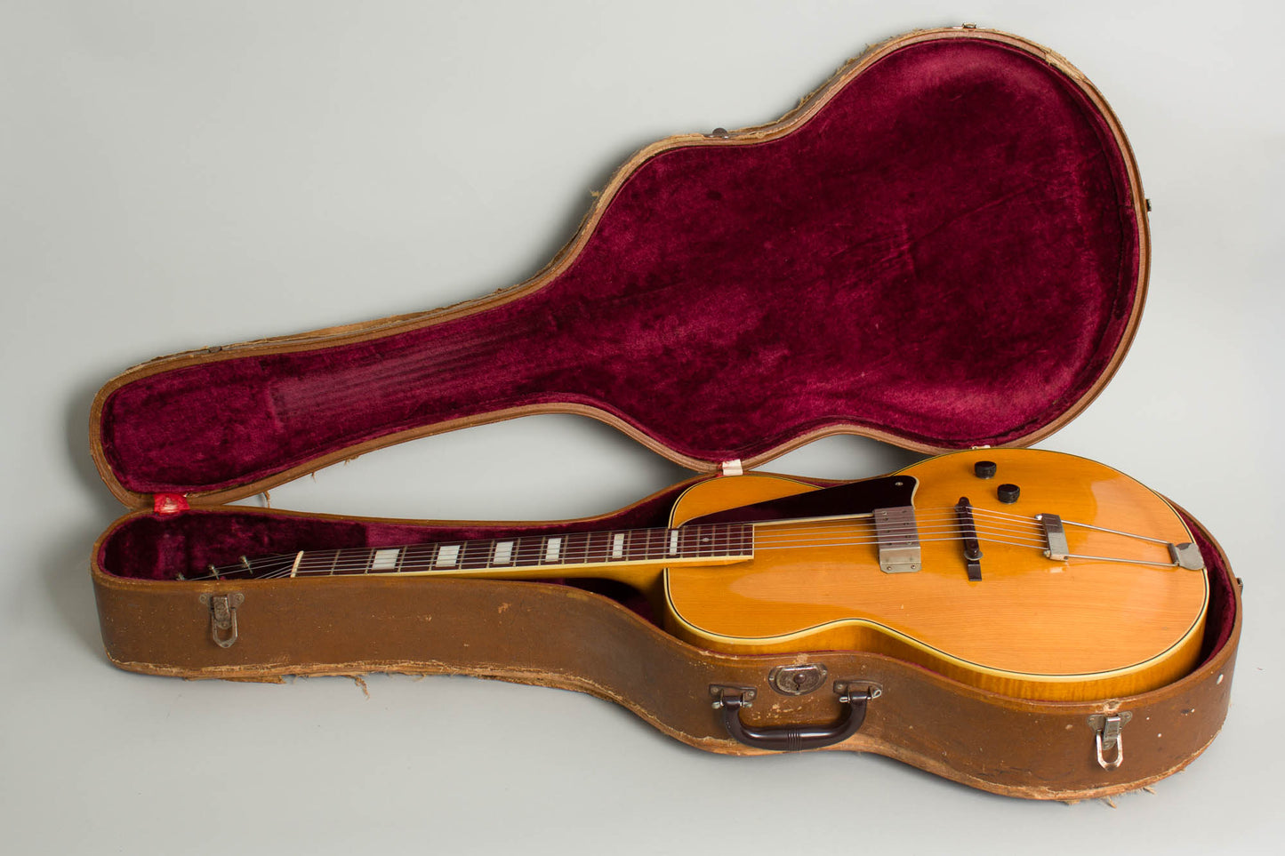 National New Yorker Arch Top Hollow Body Electric Guitar (1941)