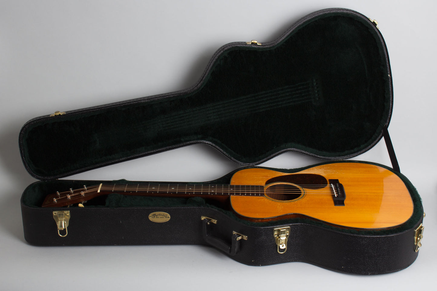 C. F. Martin 000-18 Flat Top Acoustic Guitar (1946)