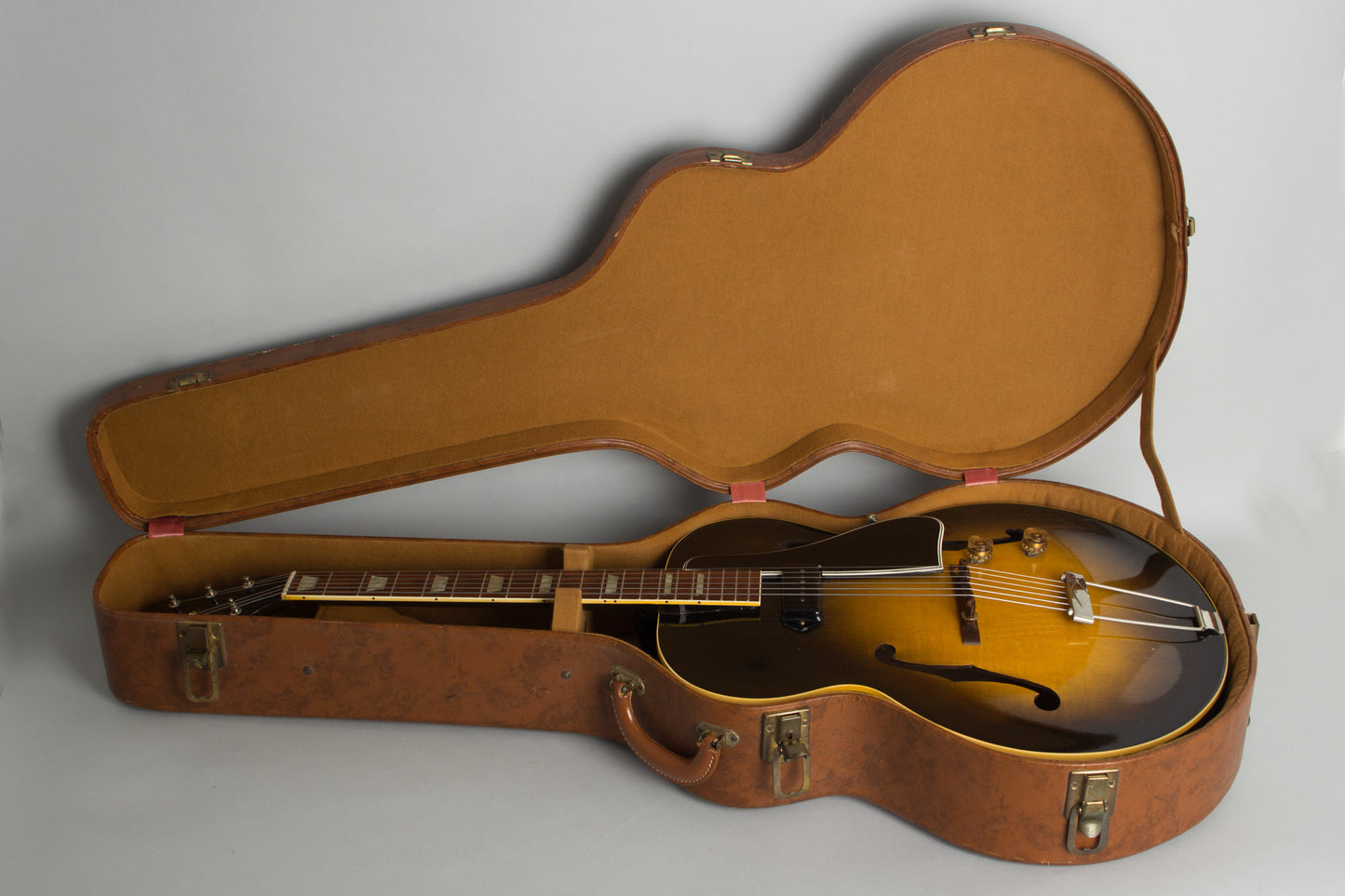 Gibson ES-150 Arch Top Hollow Body Electric Guitar (1952)