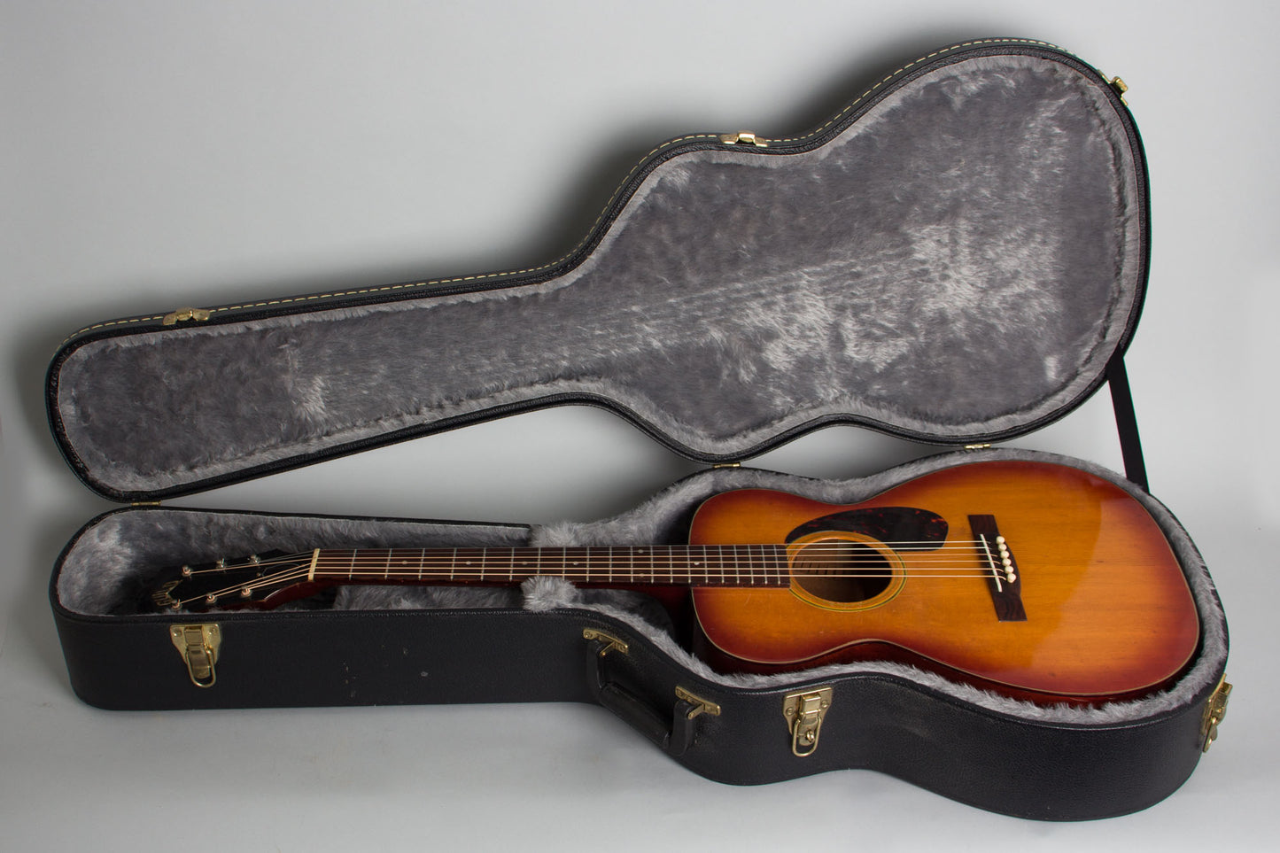 Guild F-20 Flat Top Acoustic Guitar (1966)