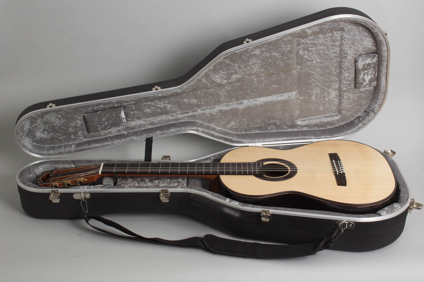 Armin Hanika Special Production Classical Guitar (2024)