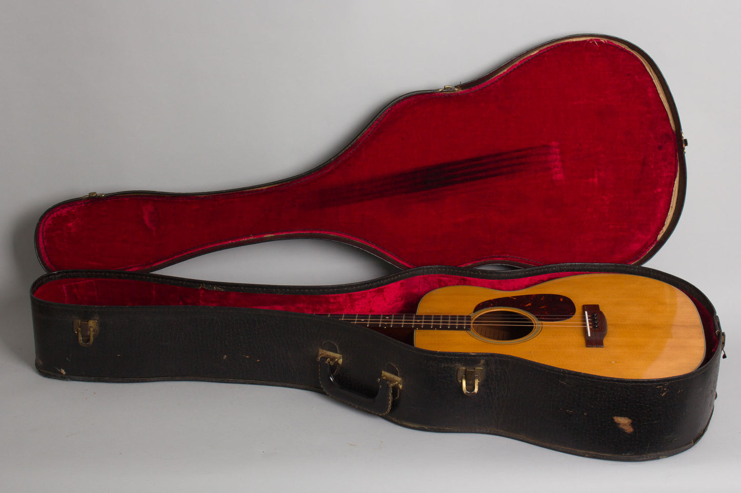 C. F. Martin 0-18T Flat Top Tenor Guitar (1962)