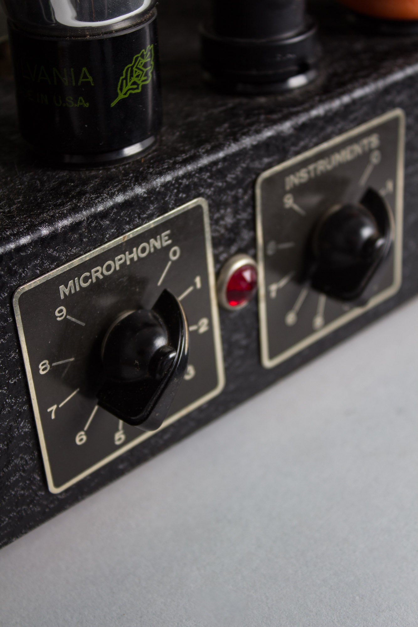 Gibson EH-150 Tube Amplifier (1936)