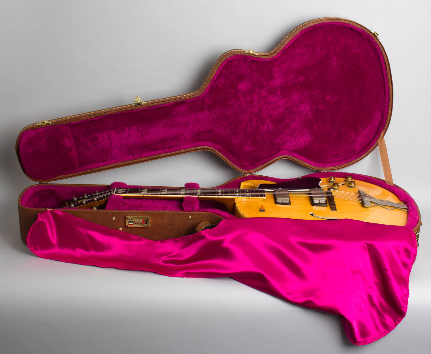Gibson ES-175DN Arch Top Hollow Body Electric Guitar (1957)