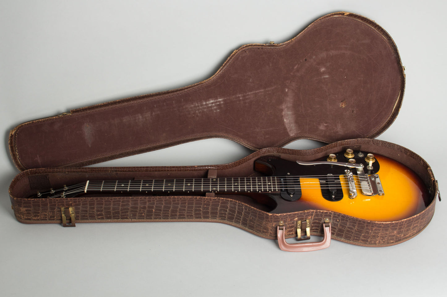Gibson Melody Maker D Solid Body Electric Guitar (1964)