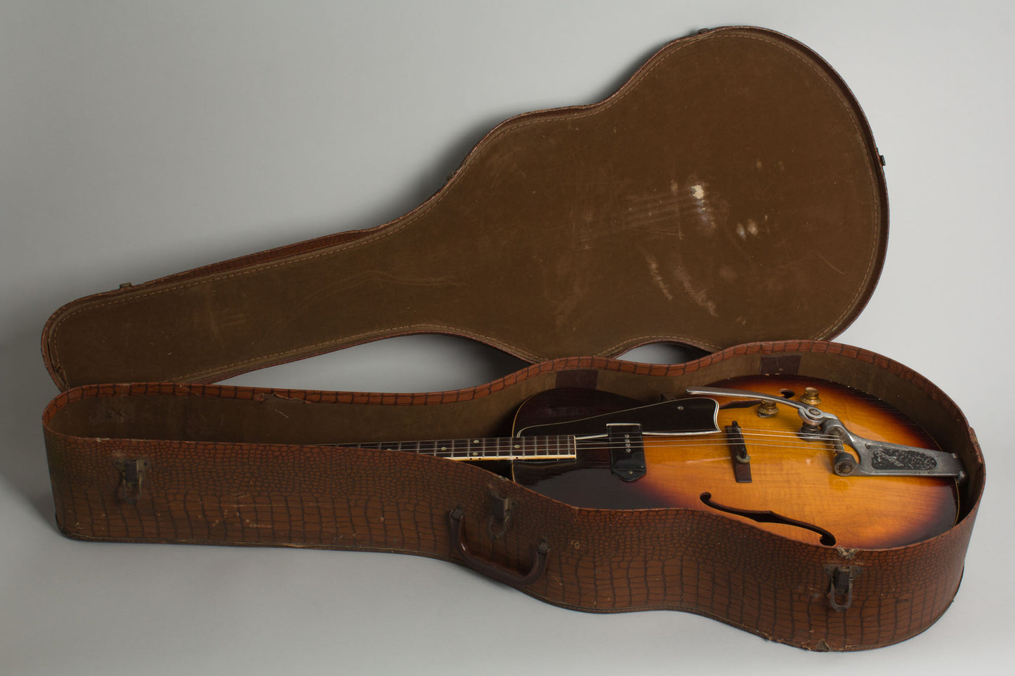 Gibson ETG-150 with Bigsby Arch Top Hollow Body Electric Tenor Guitar (1962)