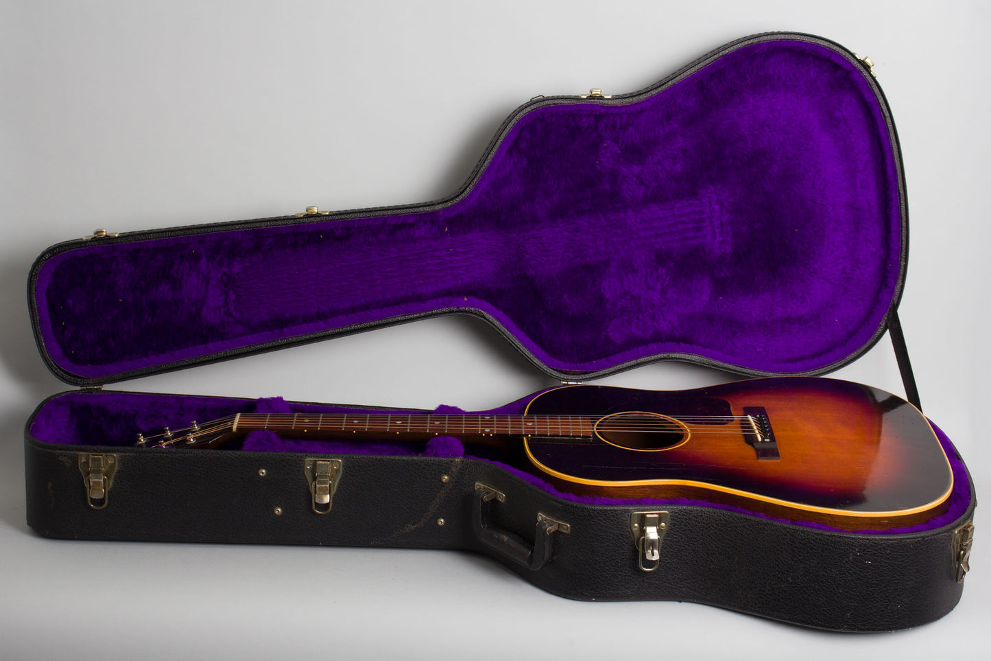 Gibson J-45 Flat Top Acoustic Guitar (1951)