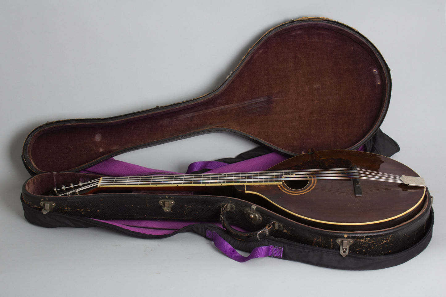 Gibson K-1 Carved Top Mandocello (1919)