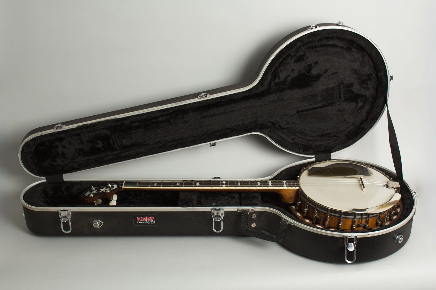 Lyon & Healy Plectrum Banjo (1925)