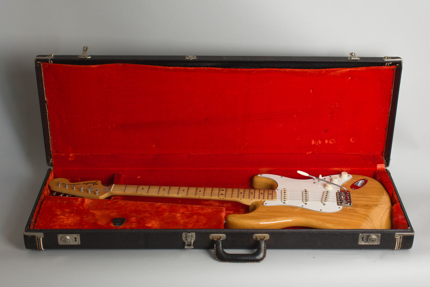 Fender Stratocaster Solid Body Electric Guitar (1975)