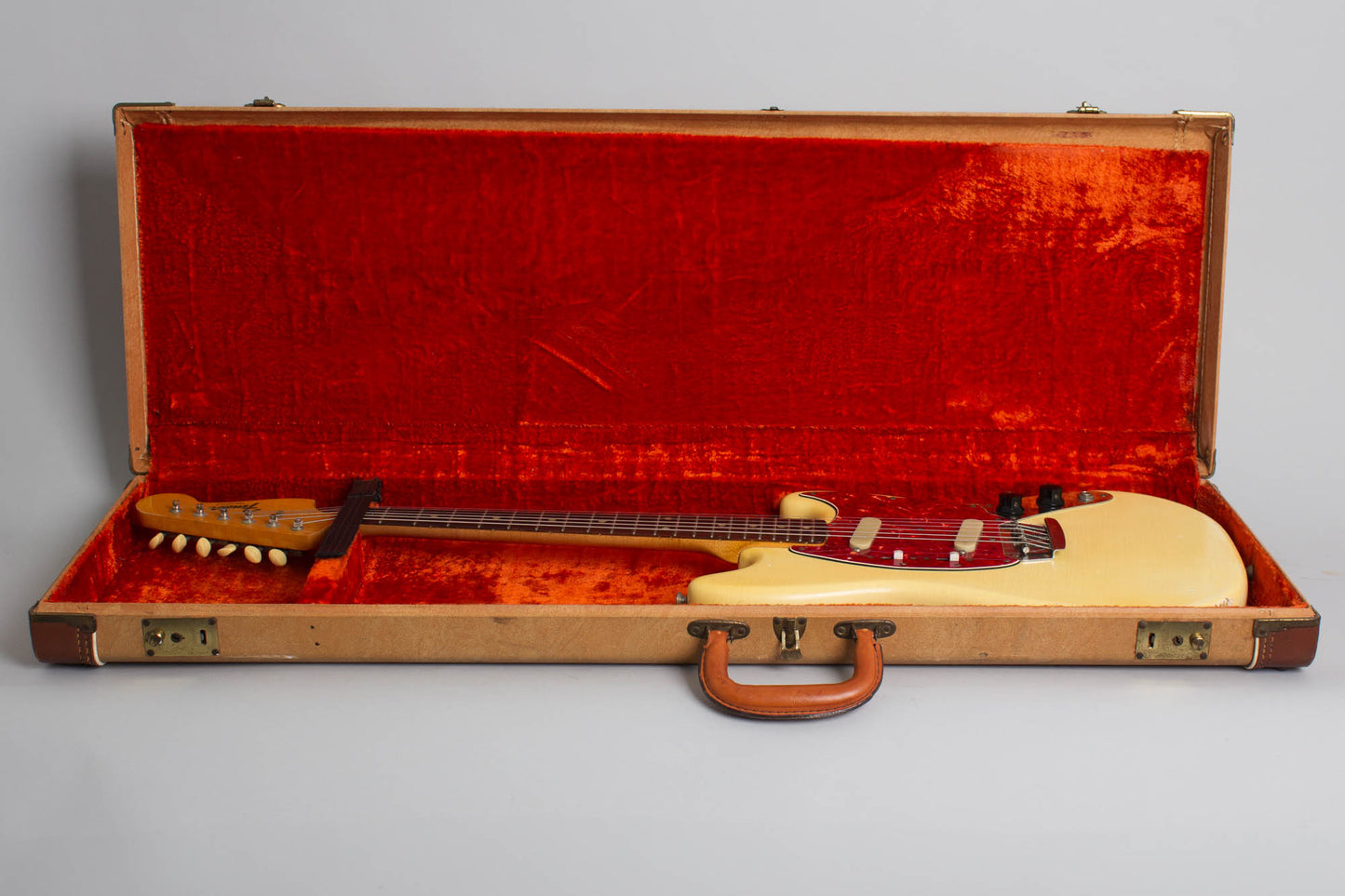 Fender Duo-Sonic II Solid Body Electric Guitar (1965)
