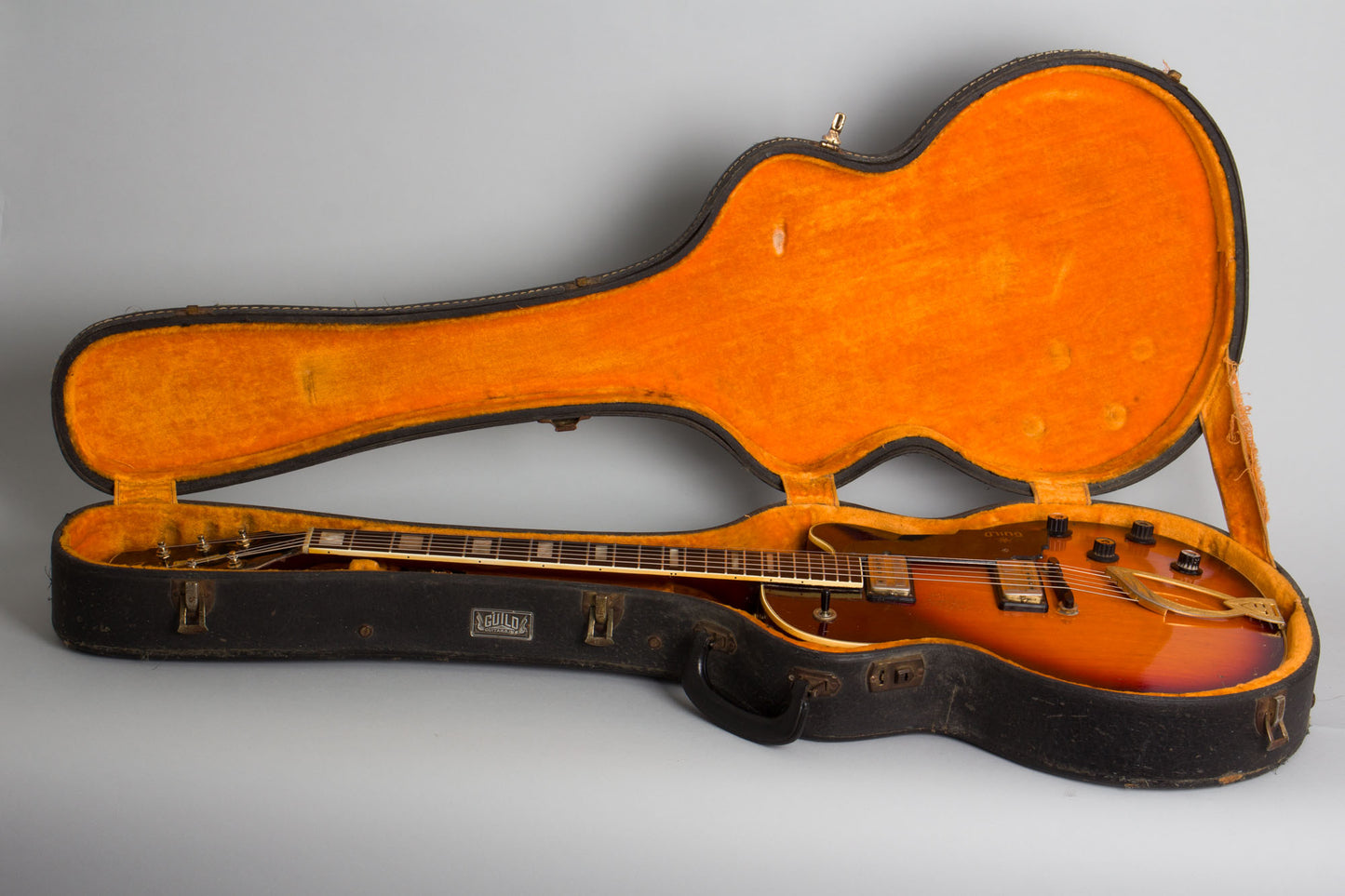 Guild M-75 BluesBird Thinline Hollow Body Electric Guitar (1967)