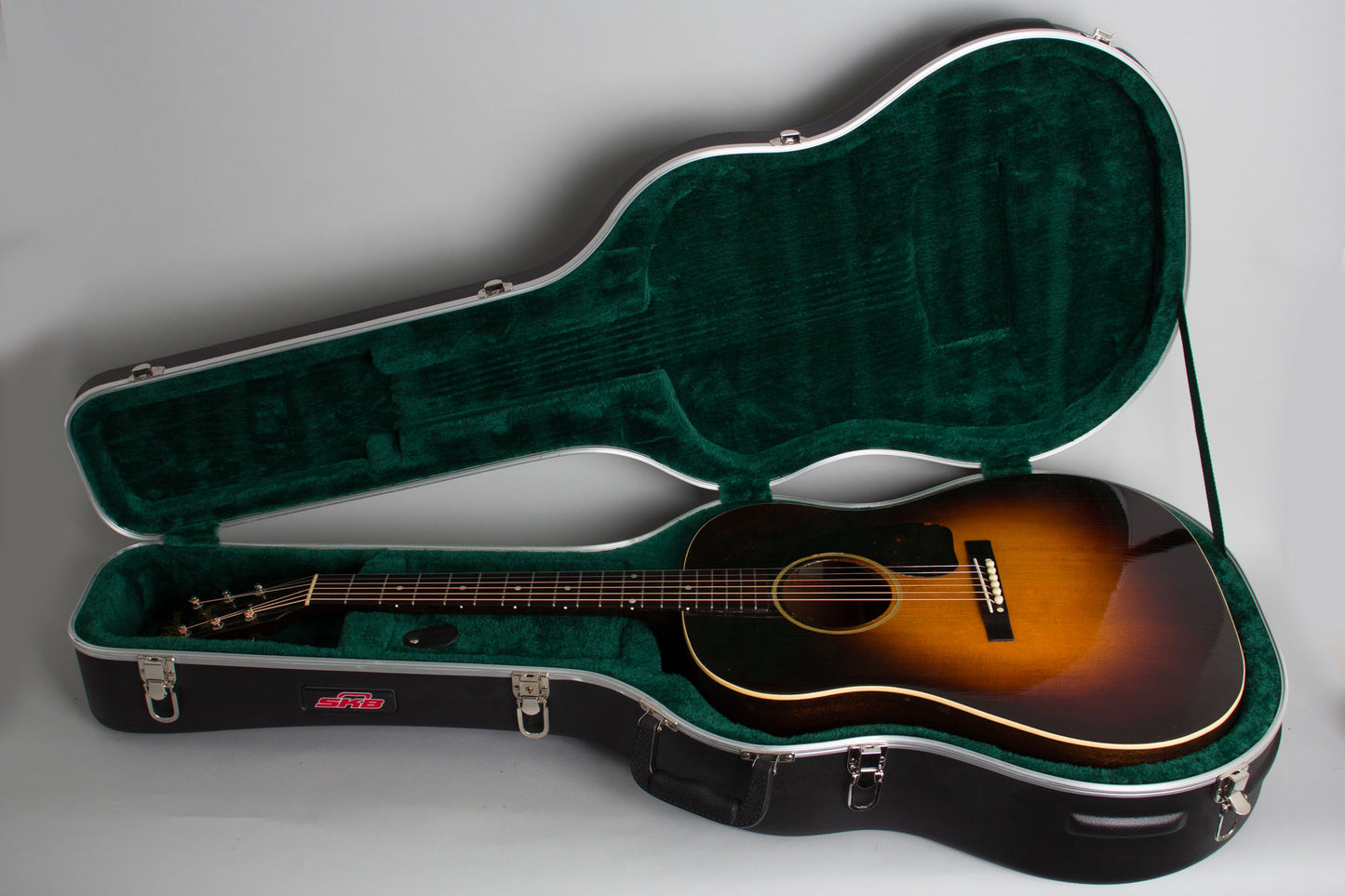 Gibson J-45 Banner Acoustic Guitar (1943)