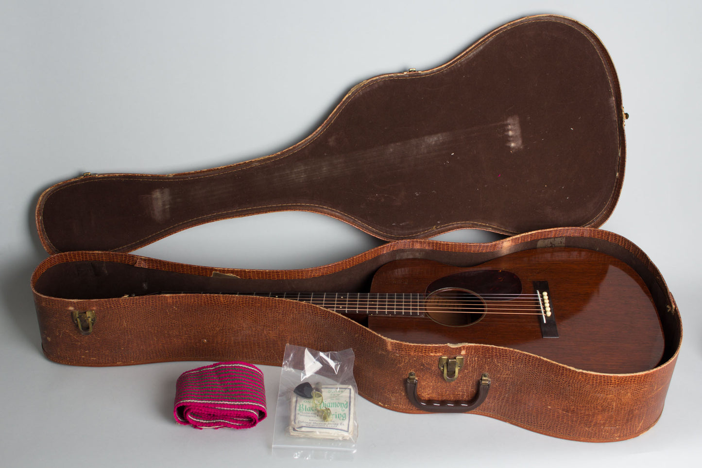 C. F. Martin 00-17 Flat Top Acoustic Guitar (1952)