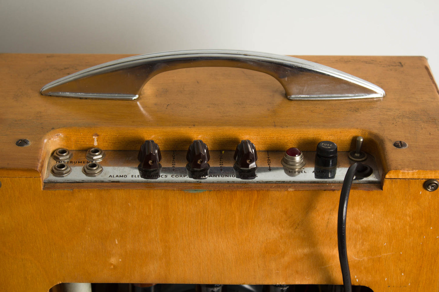 Alamo Amp-5 Tube Amplifier (1952)